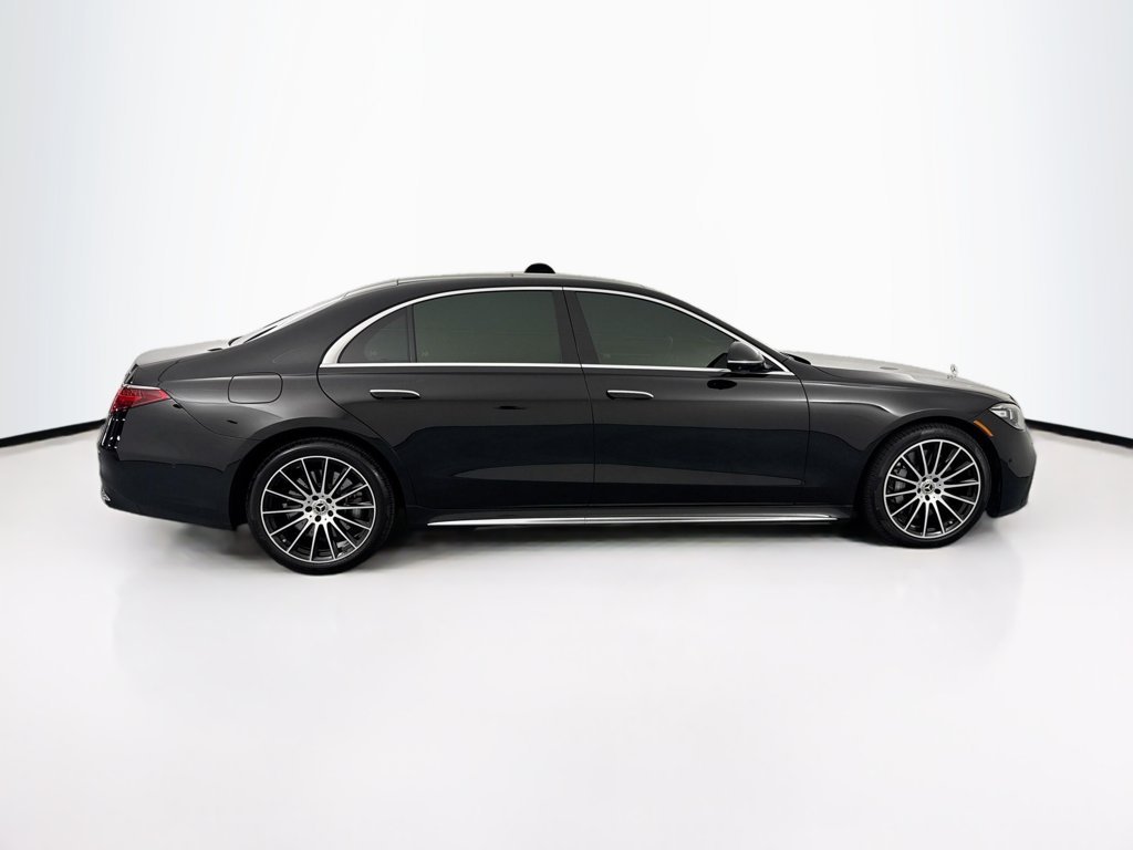 Used 2023 Black Mercedes-Benz S 580 image 4