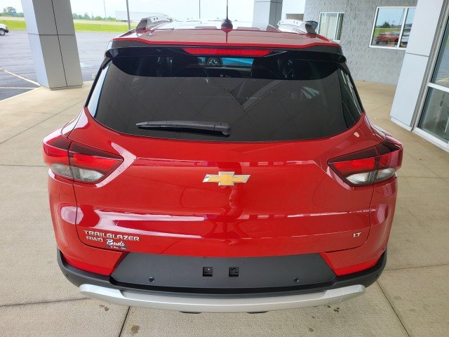 Used 2026 Apex Red Chevrolet LT image 17