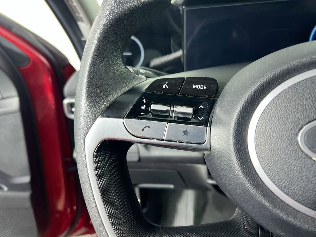 Used 2024 Red Hyundai SEL image 16