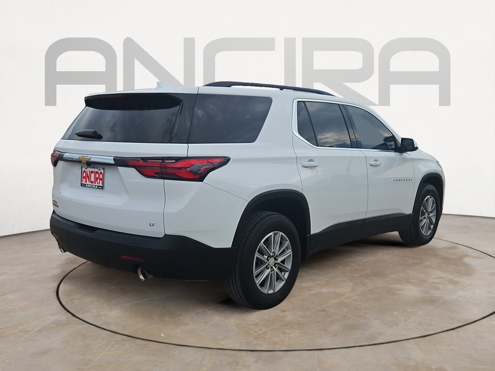 Used 2023 Summit White Chevrolet LT Cloth image 8