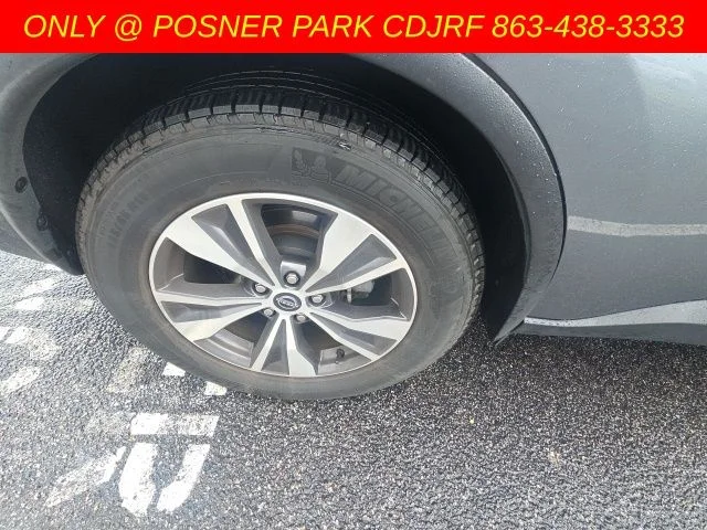 Used 2023 Gray Nissan S image 15