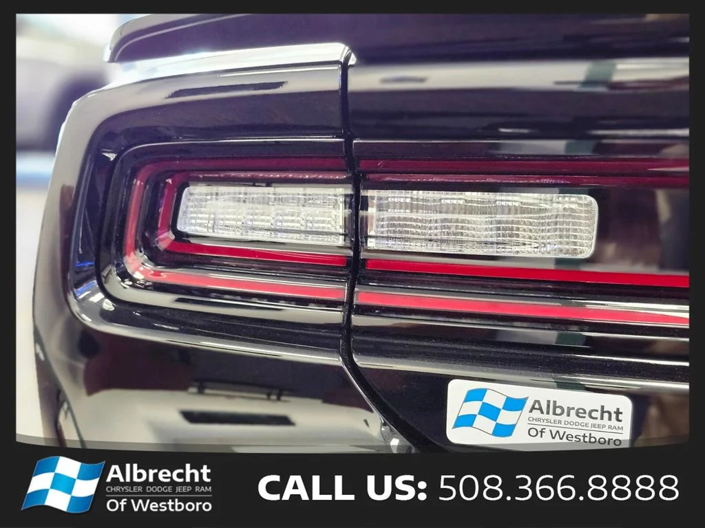 New 2026 Diamond Black Crystal Pearlcoat Dodge R/T Plus image 9
