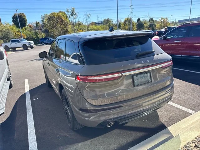 Used 2025 Gray Lincoln Premiere image 10