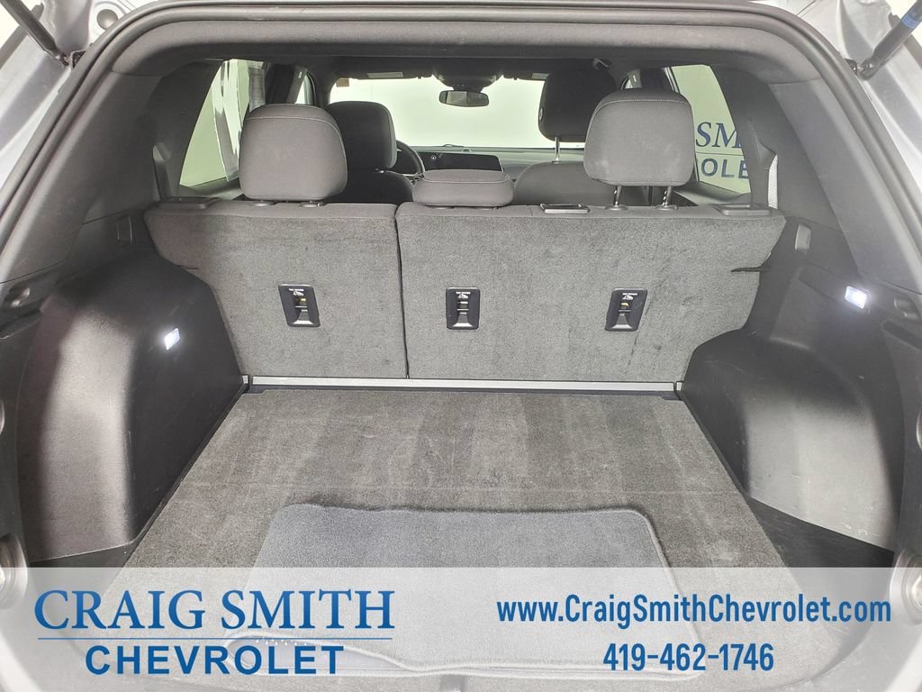 Used 2025 Sterling Gray Metallic Chevrolet LT image 13