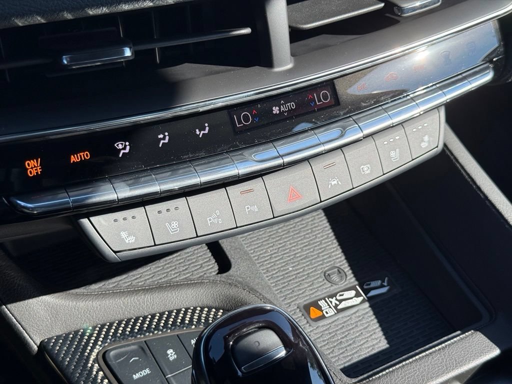 New 2026 Summit White Cadillac V-Series image 31