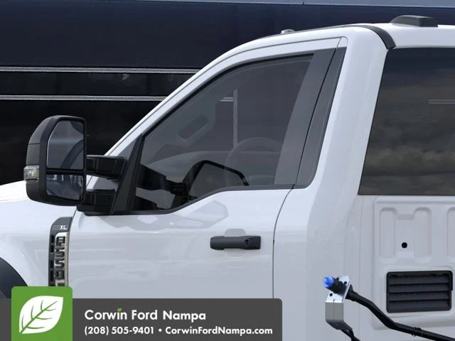 2025 Ford F-550 Super Duty Chassis Cab XL - Photo 20