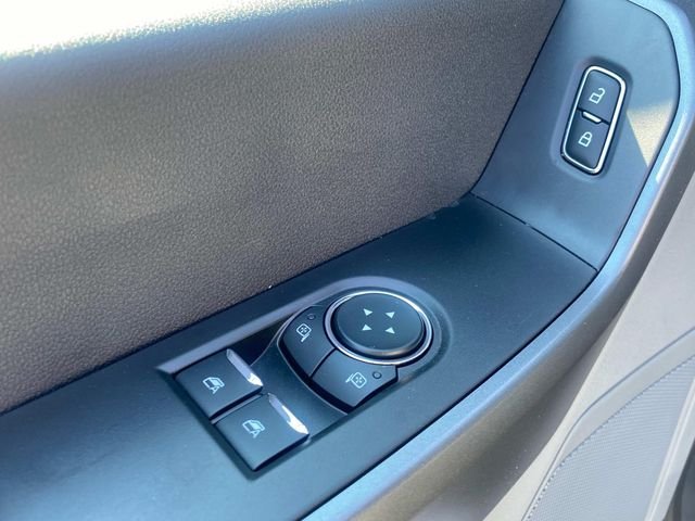 New 2026 White Ford XLT image 9