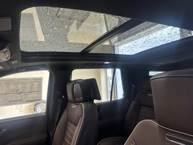 2026 GMC Yukon Denali Ultimate - Photo 11