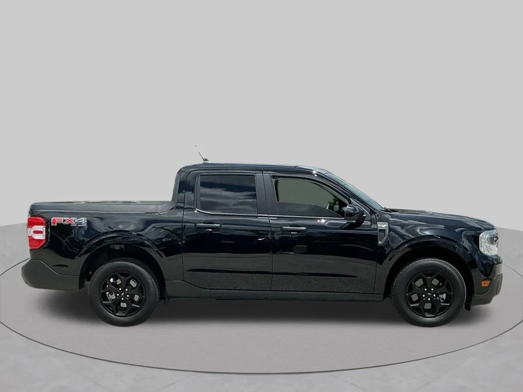 Used 2024 Black Ford XLT image 15