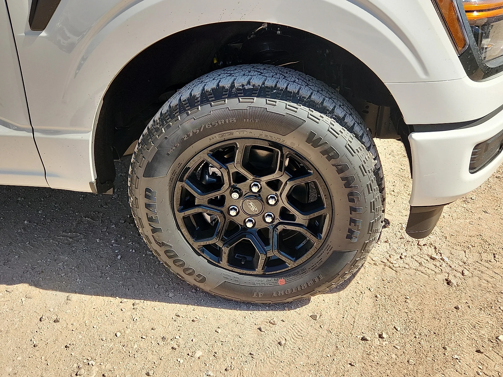 New 2026 Oxford White Ford STX image 9
