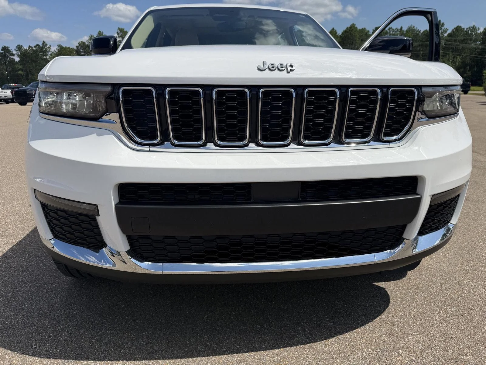 Used 2021 Bright White Clearcoat Jeep Limited image 23