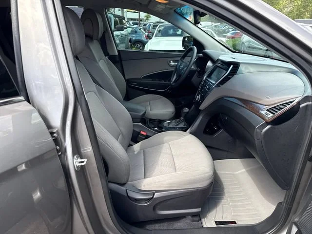 Used 2018 Mineral Gray Hyundai 2.4 Base image 9