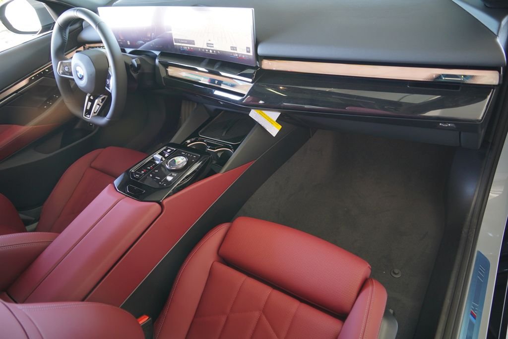 New 2027 Brooklyn Grey Metallic BMW 530i image 17