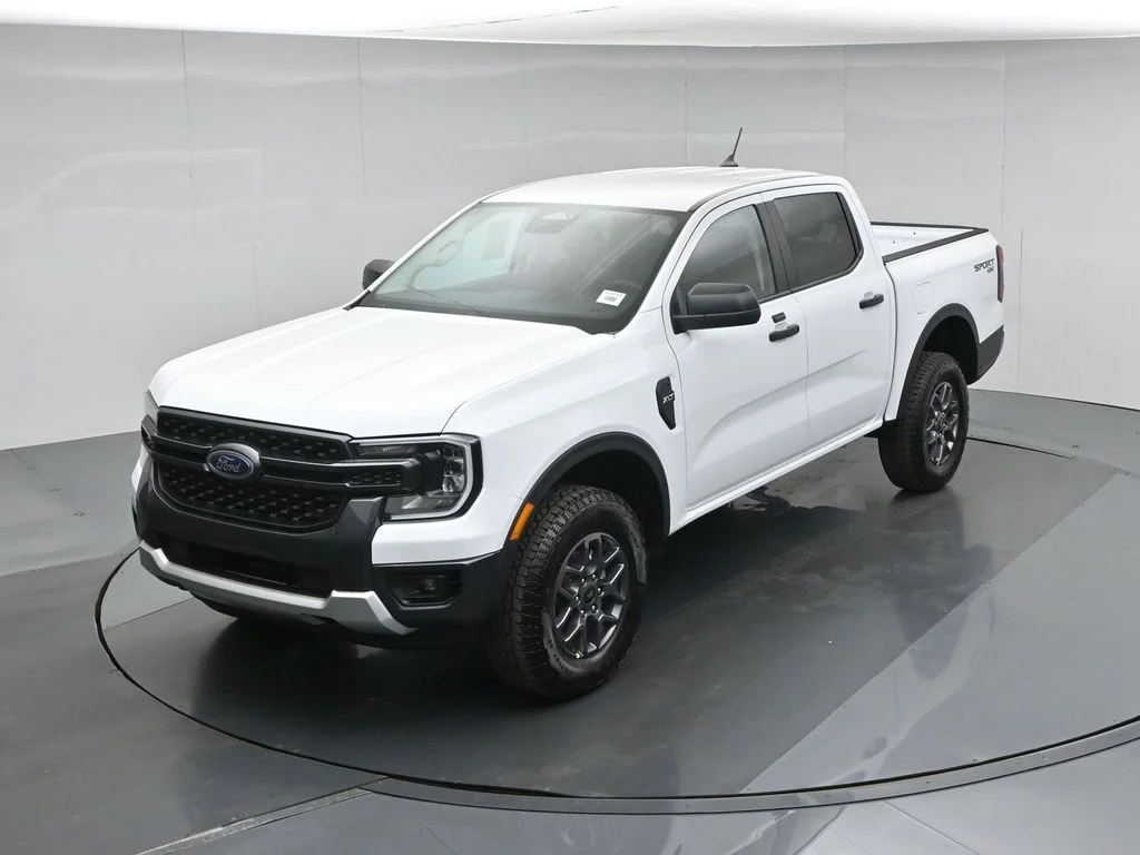 New 2026 Oxford White Ford XLT image 33