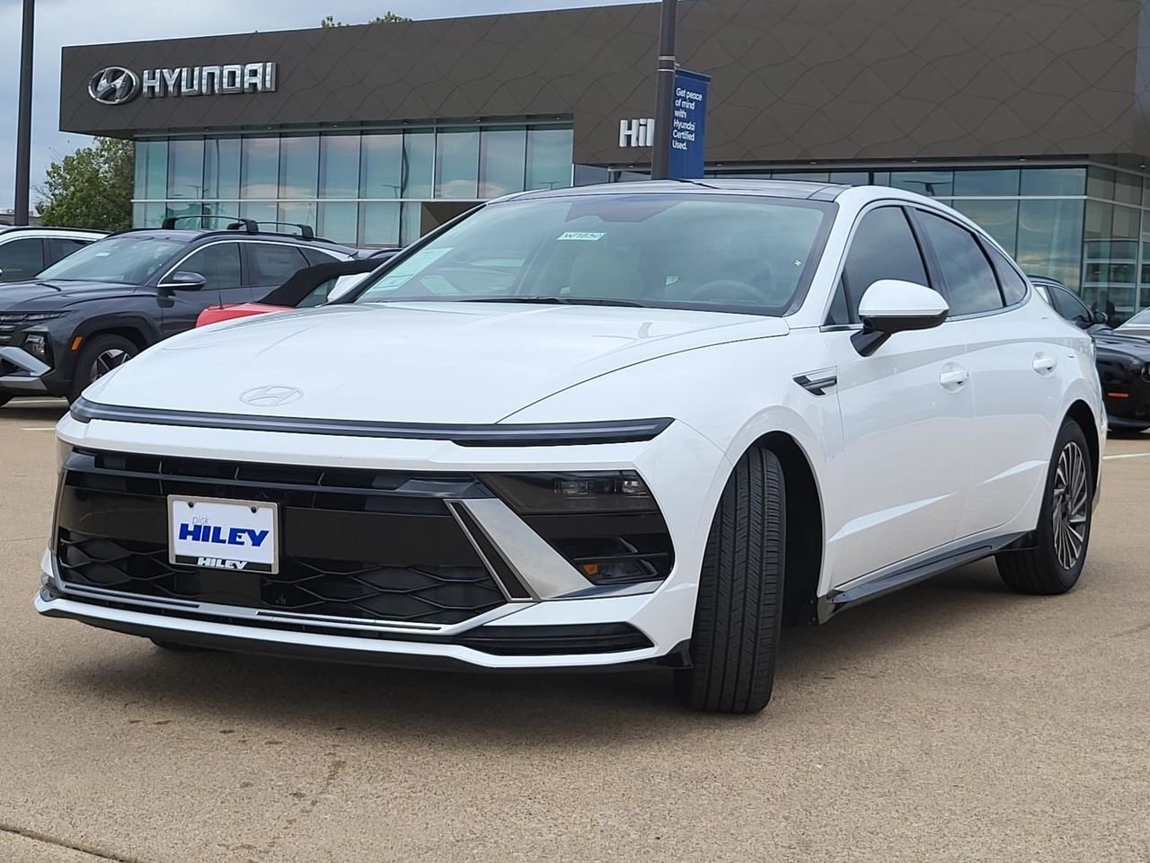 New 2026 Serenity White Hyundai SEL image 2