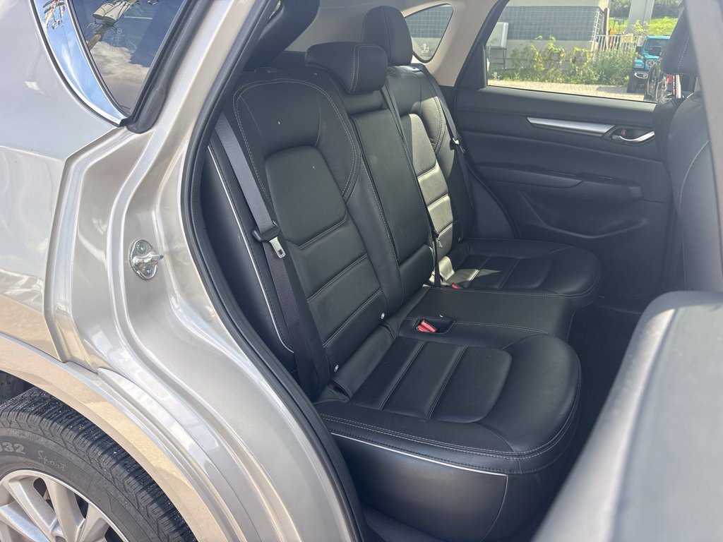 2025 Mazda CX-5 S Preferred package - Photo 19