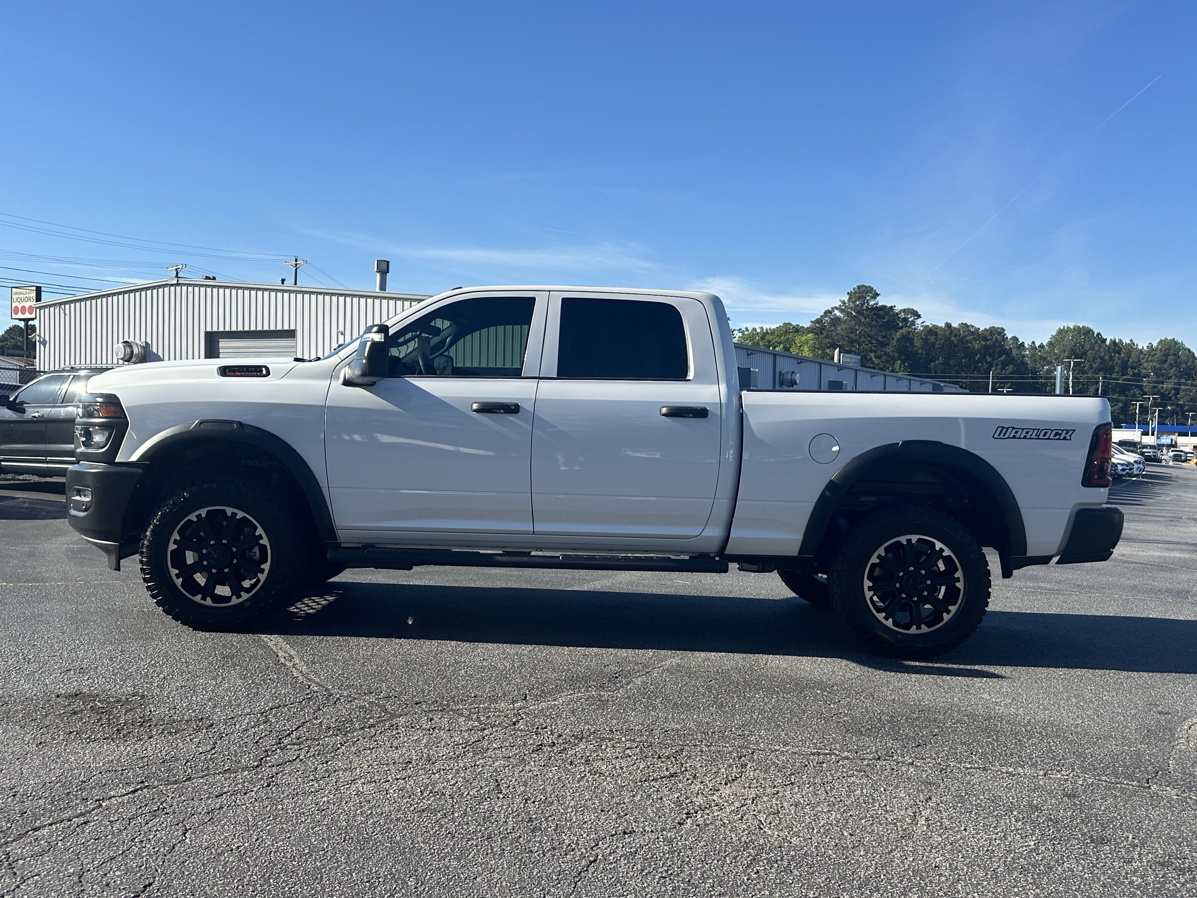New 2026 Bright White Clear-Coat Exterior Paint RAM Warlock image 5