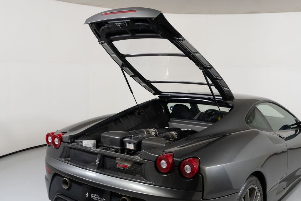 Used 2009 Gray Ferrari Scuderia image 16