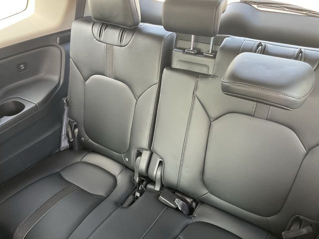 Used 2025 Modern Steel Metallic Honda EX-L image 31