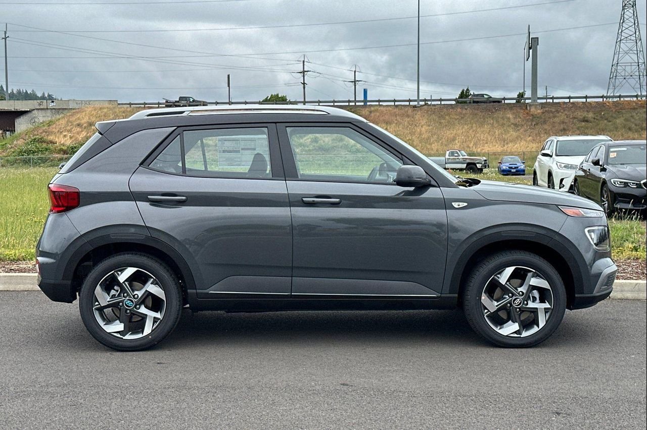 New 2026 Gray Hyundai SEL w/Two-Tone Roof image 2