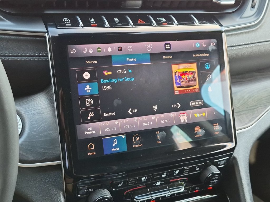 Used 2023 Black Jeep Limited image 19