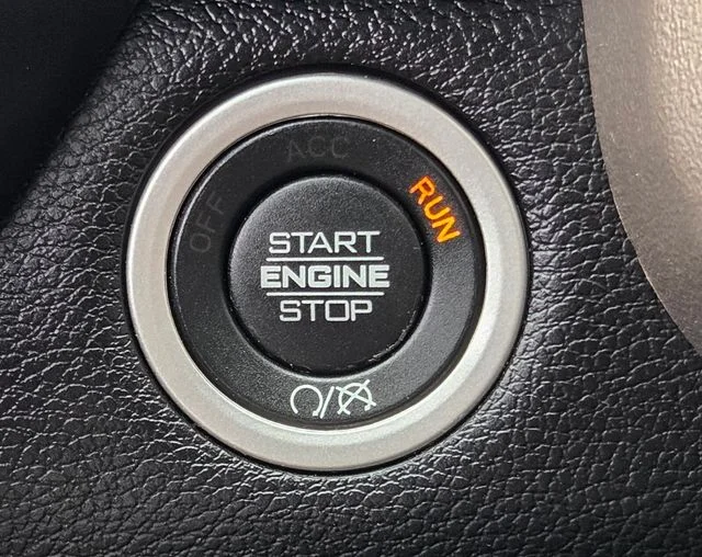 Used 2024 White Ram Laramie image 25