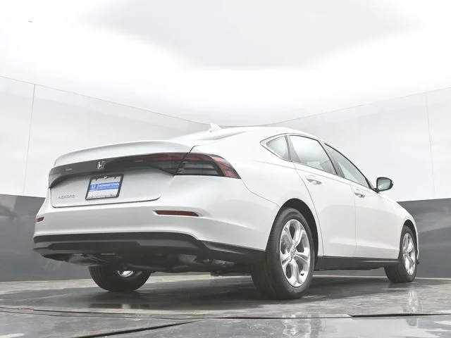 New 2026 Platinum White Pearl Honda LX image 48