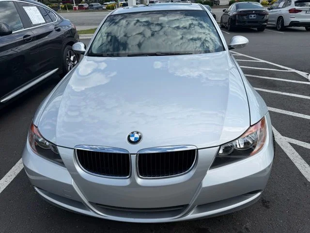 Used 2008 Silver BMW 328i image 2