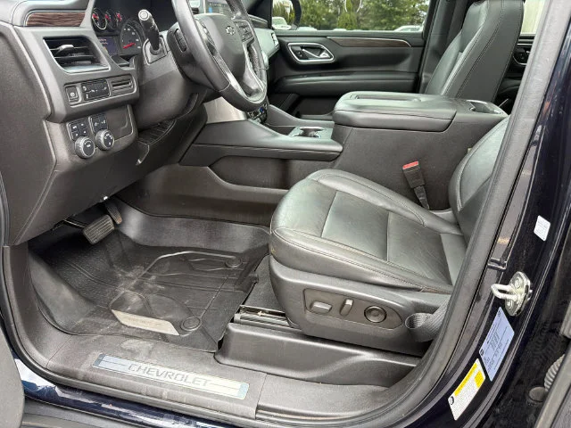Used 2021 MIDNIGHT BLUE METALLIC Chevrolet Z71 image 9
