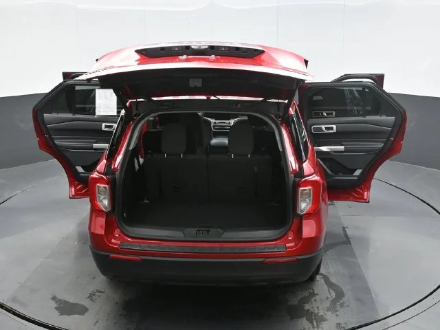 Used 2023 Red Ford XLT image 27