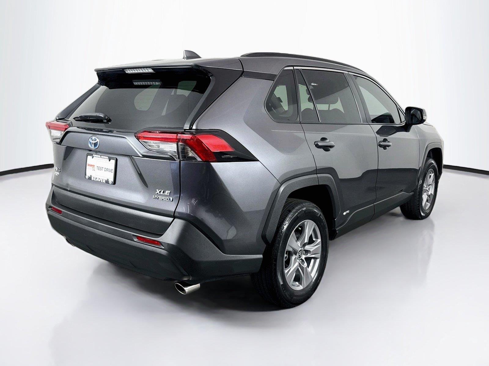 Certified Used 2022 Magnetic Gray Metallic Toyota XLE image 2