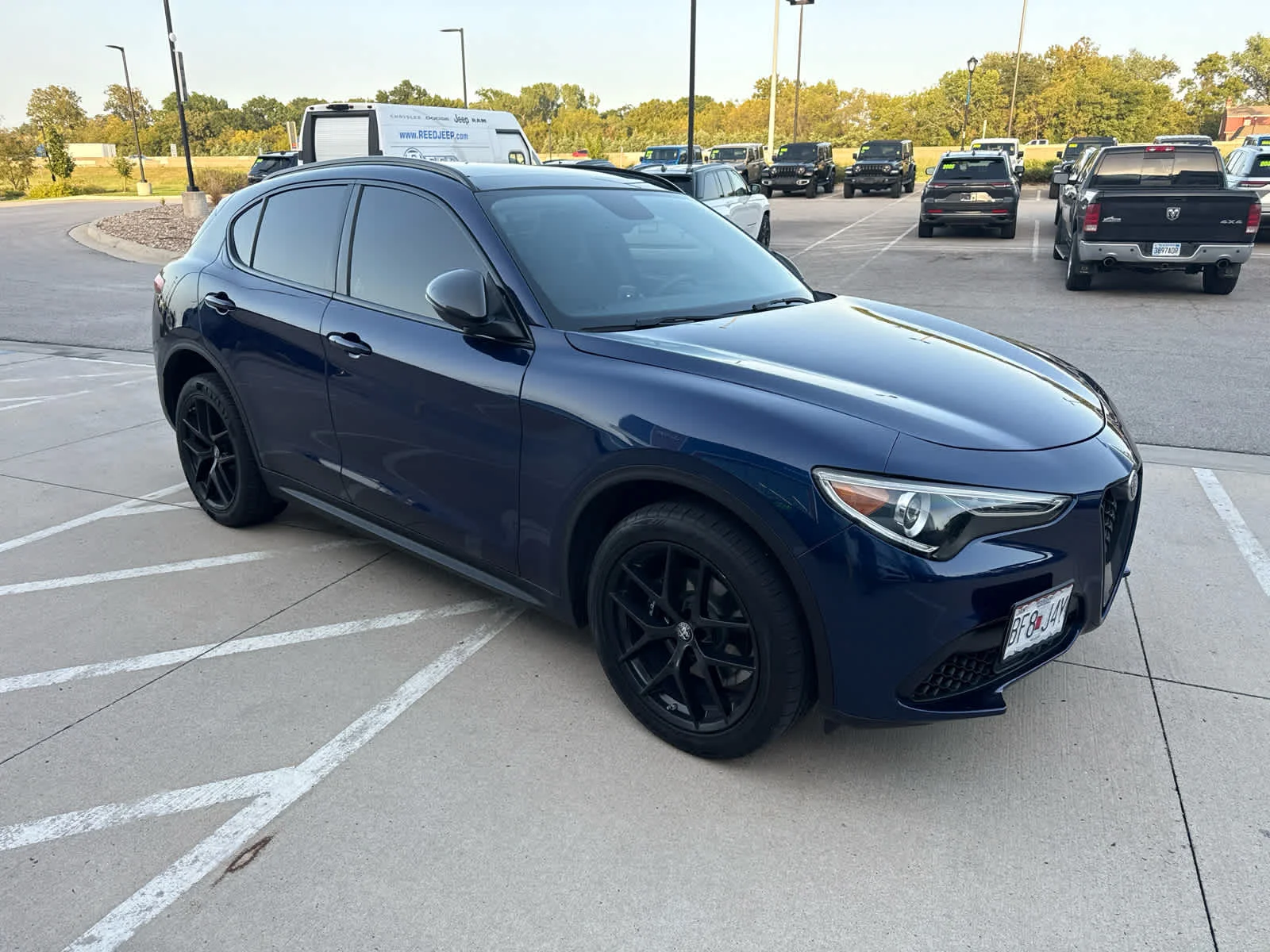 Used 2019 BLUE Alfa Romeo Sport image 3
