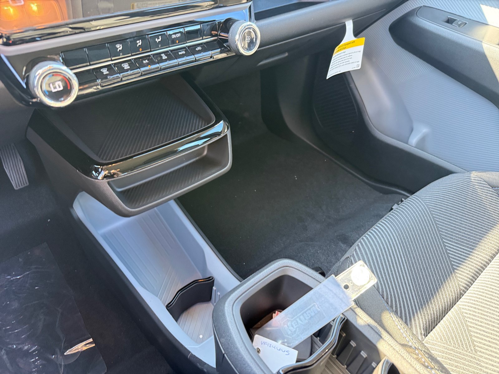 2027 Chevrolet Bolt LT - Photo 13