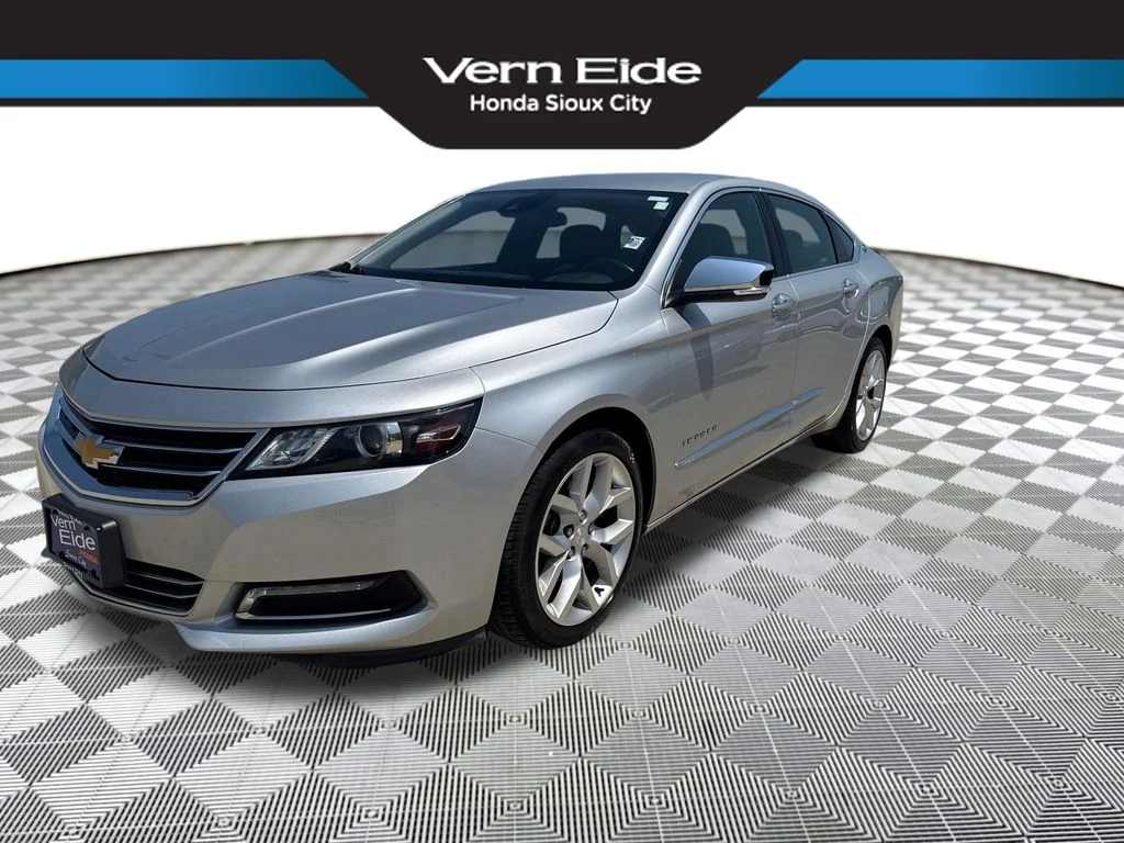 Used 2015 Silver Chevrolet LTZ image 1