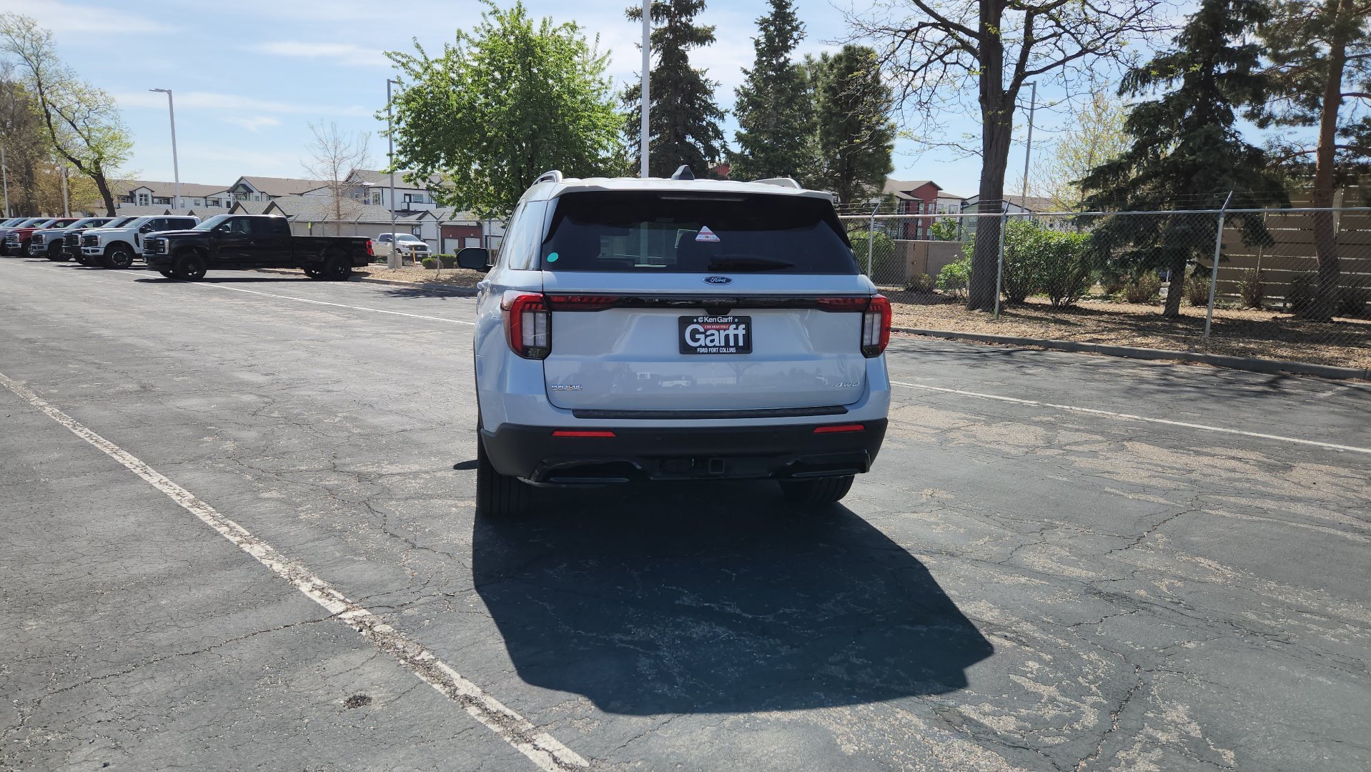 2026 Ford Explorer ST-Line - Photo 10
