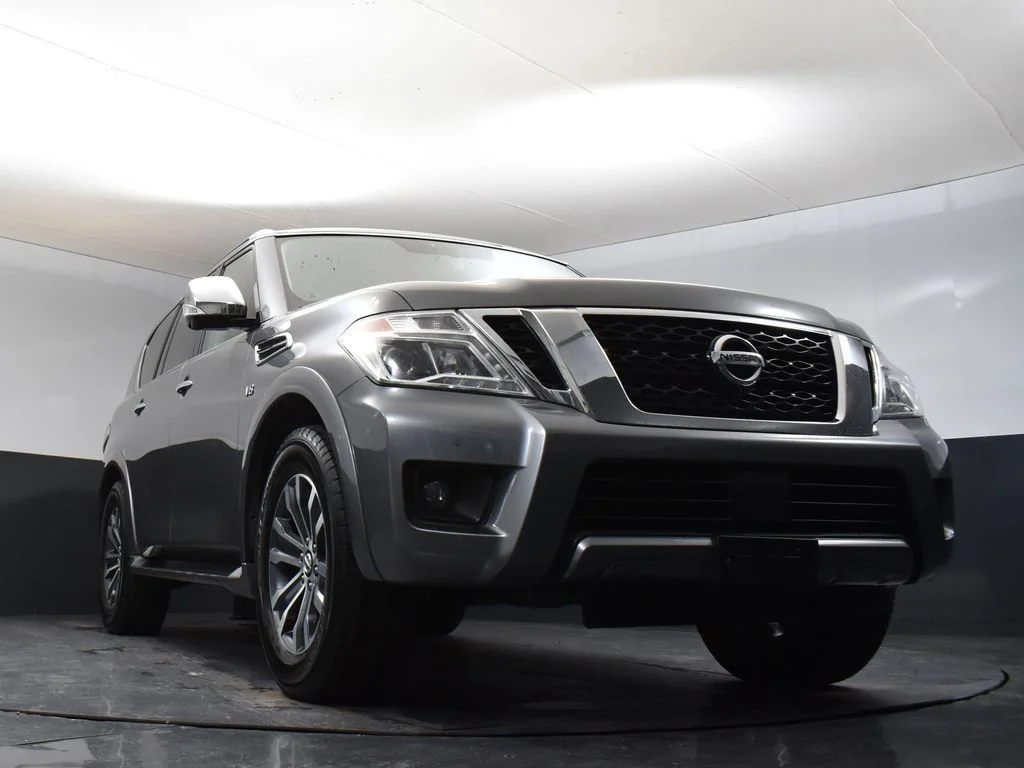 Used 2019 Gun Metallic Nissan SL image 33