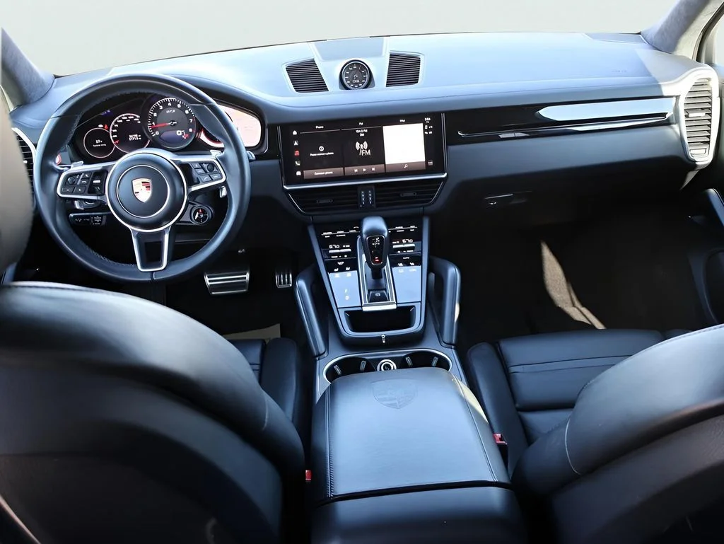 2023 Porsche Cayenne GTS - Photo 20