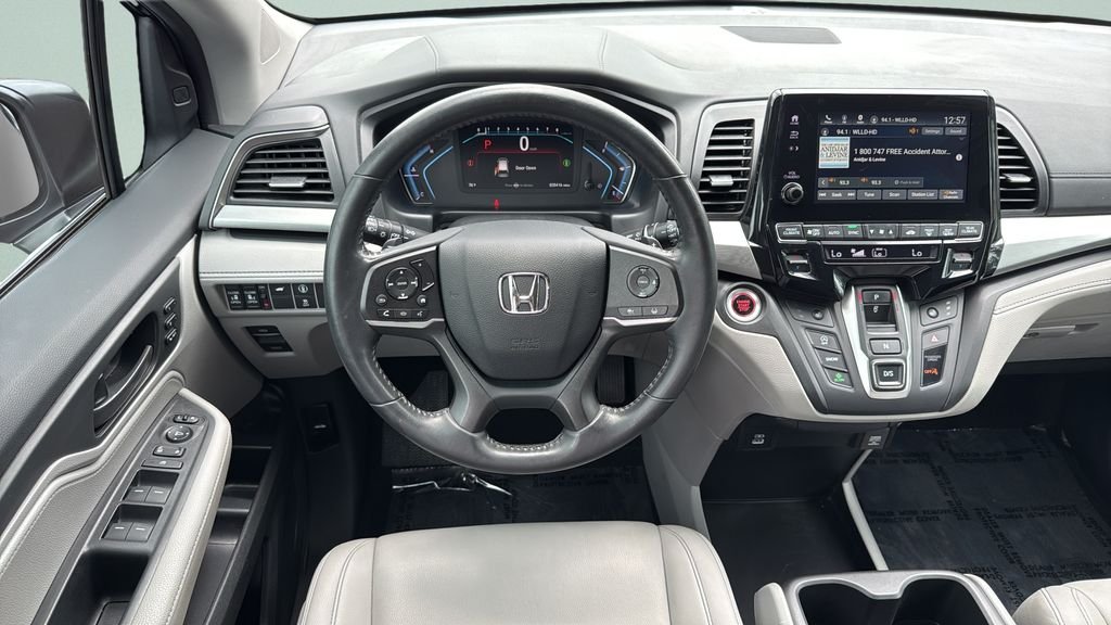 2024 Honda Odyssey EX-L - Photo 12