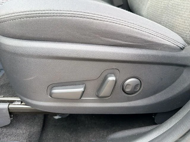 Used 2023 Gray Hyundai SEL image 16