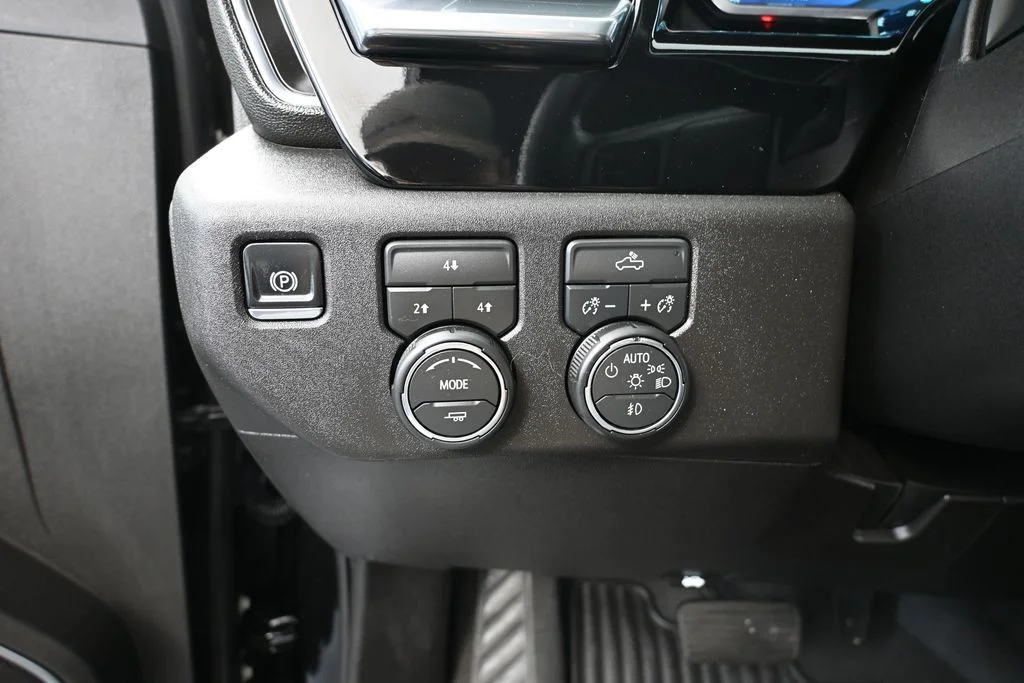 Certified Used 2025 Black Chevrolet LT image 34