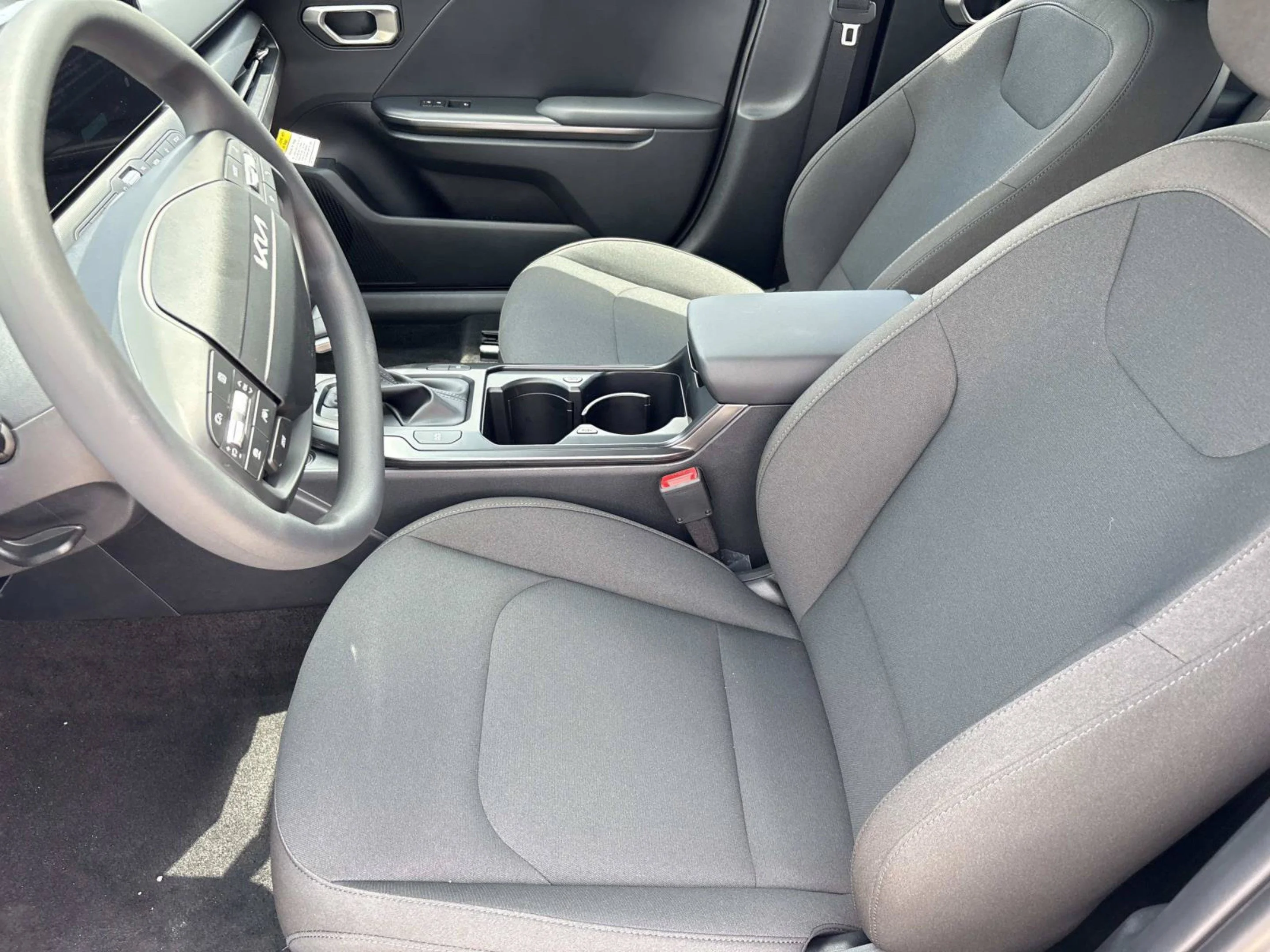 New 2026 Steel Gray Kia LXS image 20