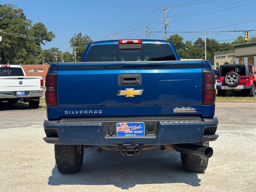 Used 2015 DEEP OCEAN BLUE METALLIC Chevrolet High Country image 4