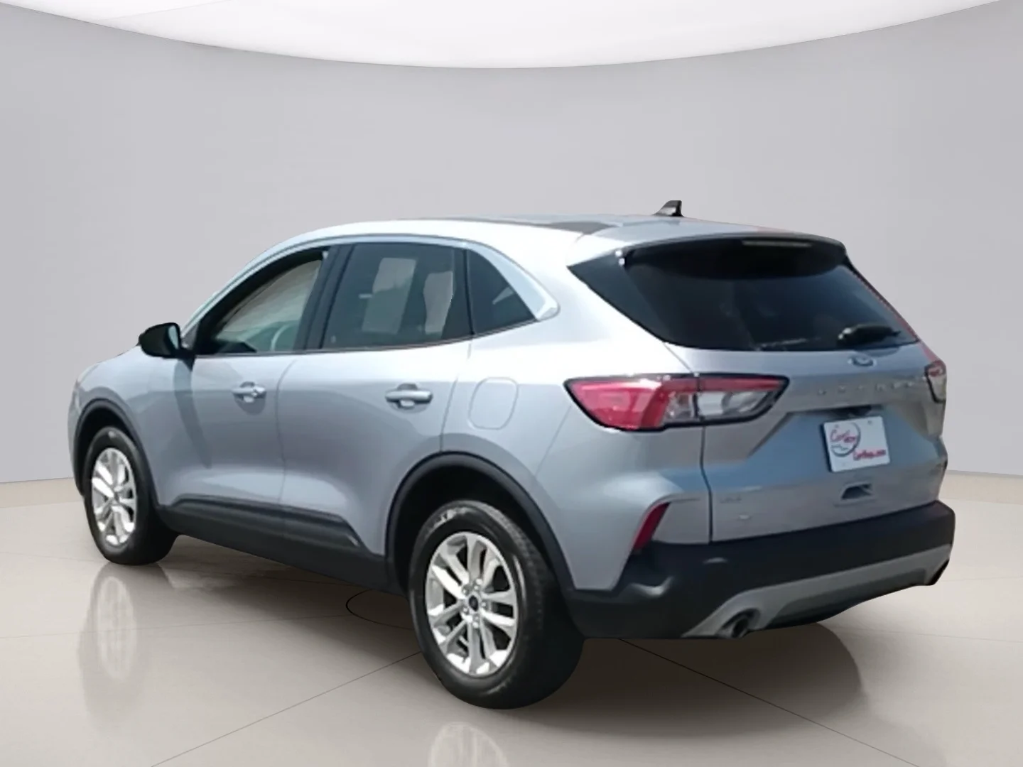Used 2022 Blue Ford SE image 3