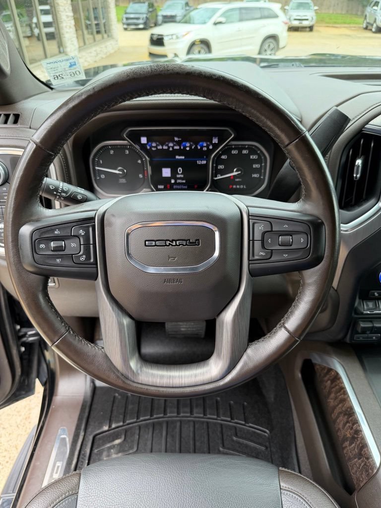 Used 2020 ONYX BLACK GMC Denali image 18