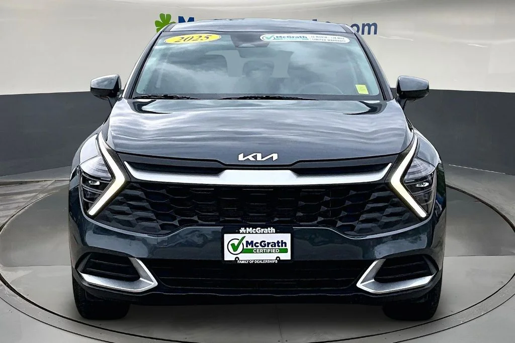 Certified Used 2025 Gray Kia LX image 2