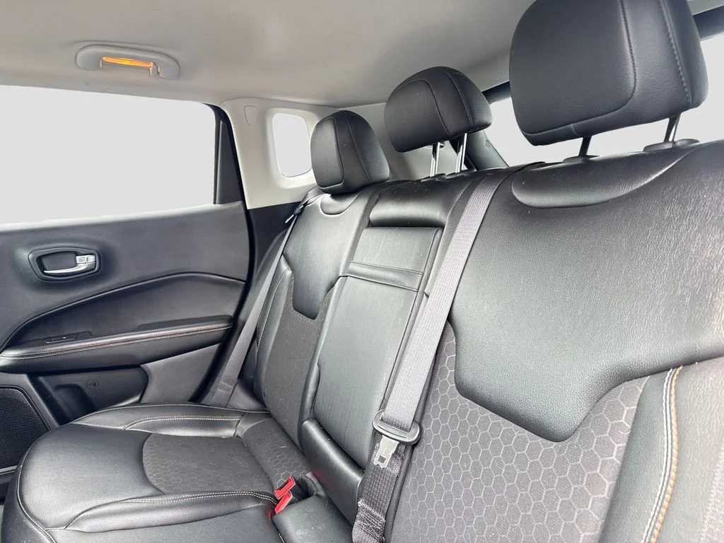 Used 2020 Black Jeep Latitude image 23