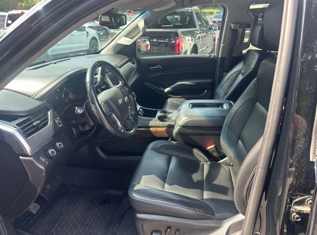 Used 2019 Black Chevrolet LT image 10