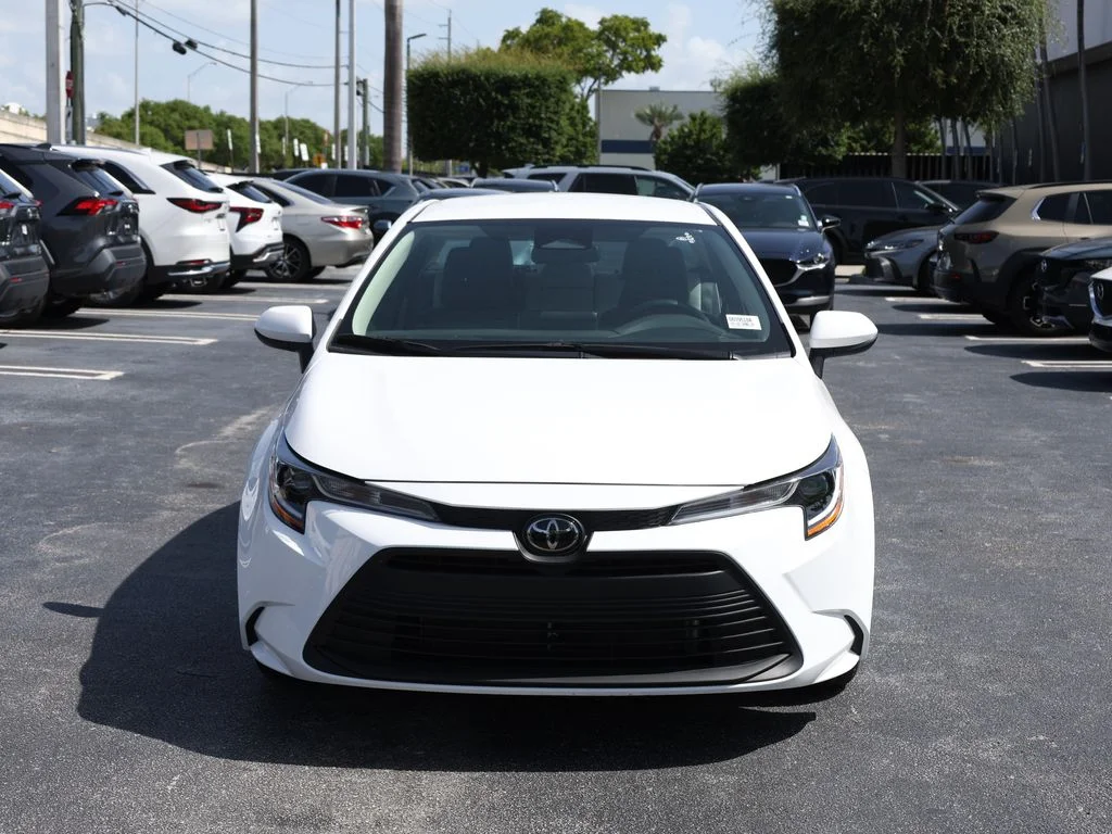 Used 2025 White Toyota LE image 3