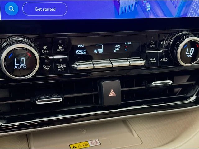Used 2023  Toyota Limited image 16