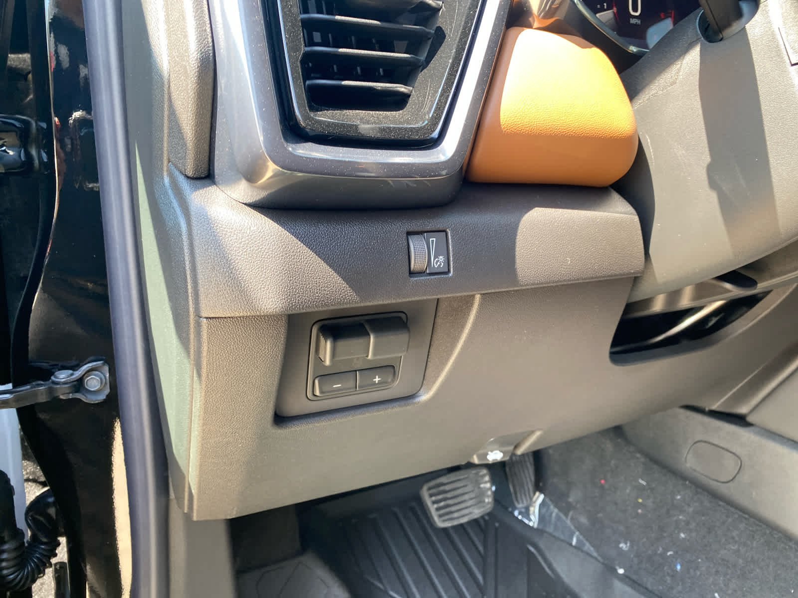 2026 GMC Canyon AT4 - Photo 11